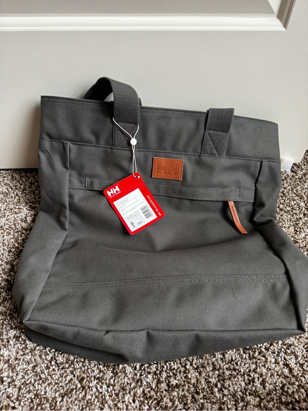NWT Helly Hansen Copenhagen Tote Backpack